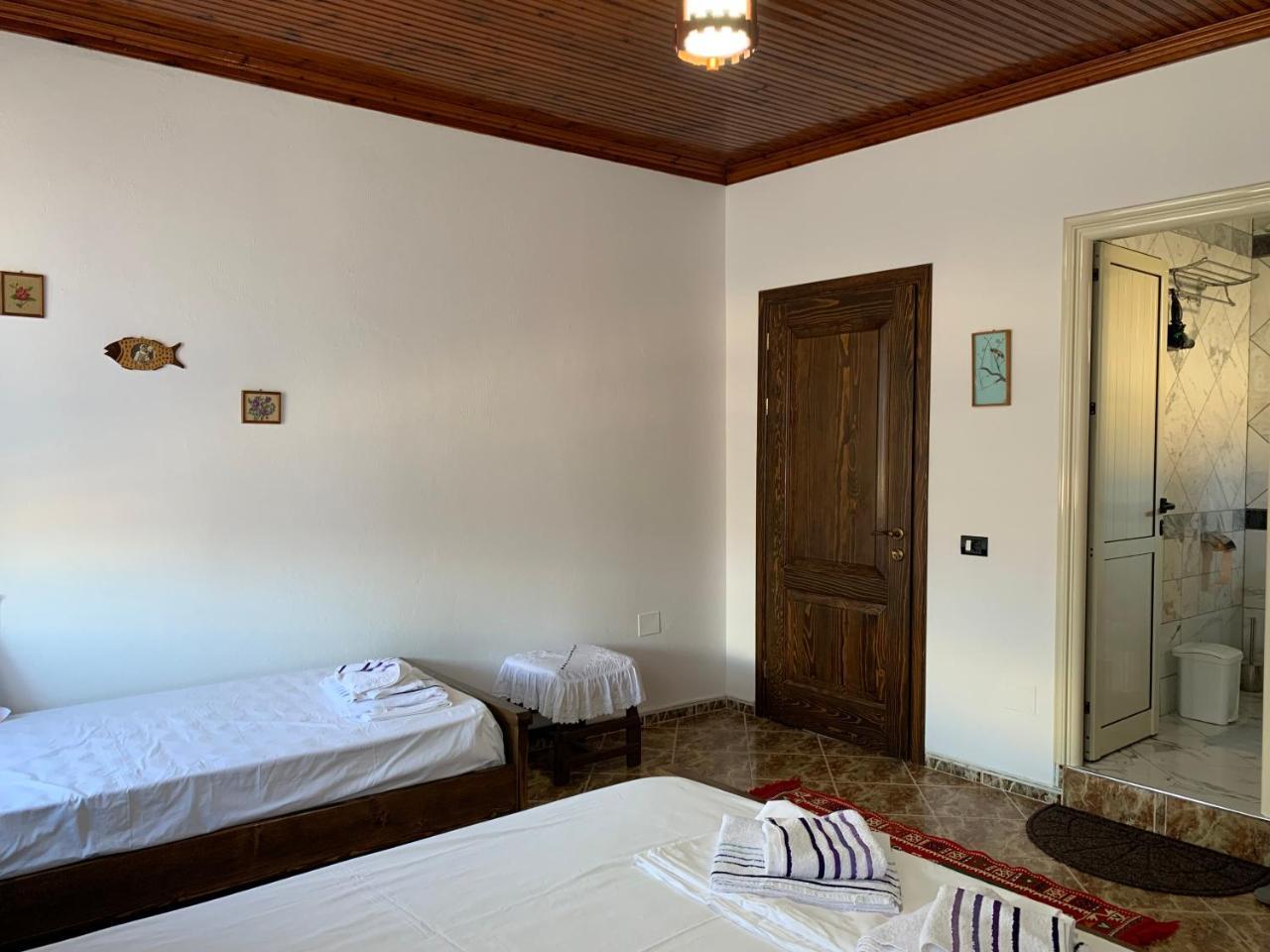 Guest House Iljesa Берат Екстериор снимка